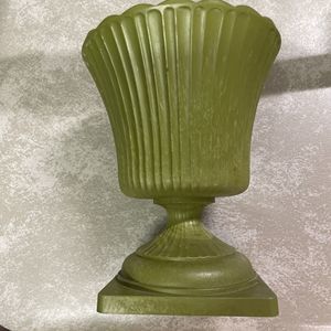 Vintage Avocado Green MCM Harding Plastic Pedestal Planter Worcester, Mass